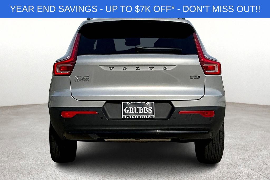 Used 2025 Volvo XC40 B5 Ultra w/ Protection Package Premier image 7