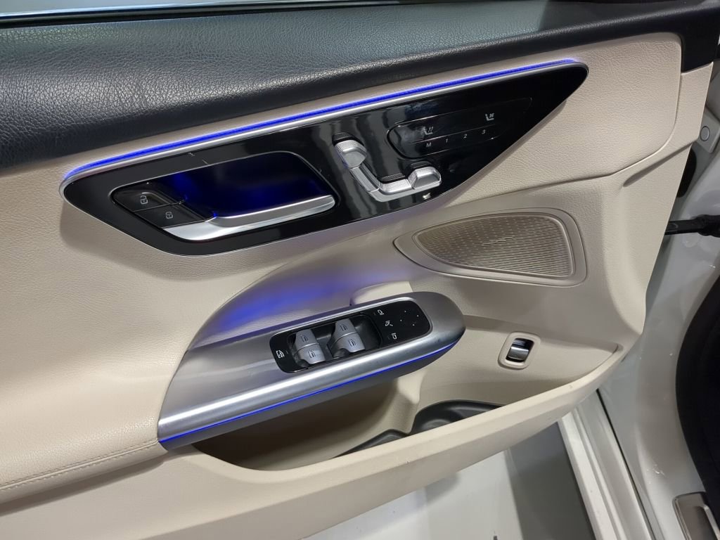 Used 2022 Mercedes-Benz C 300 4MATIC Sedan image 14