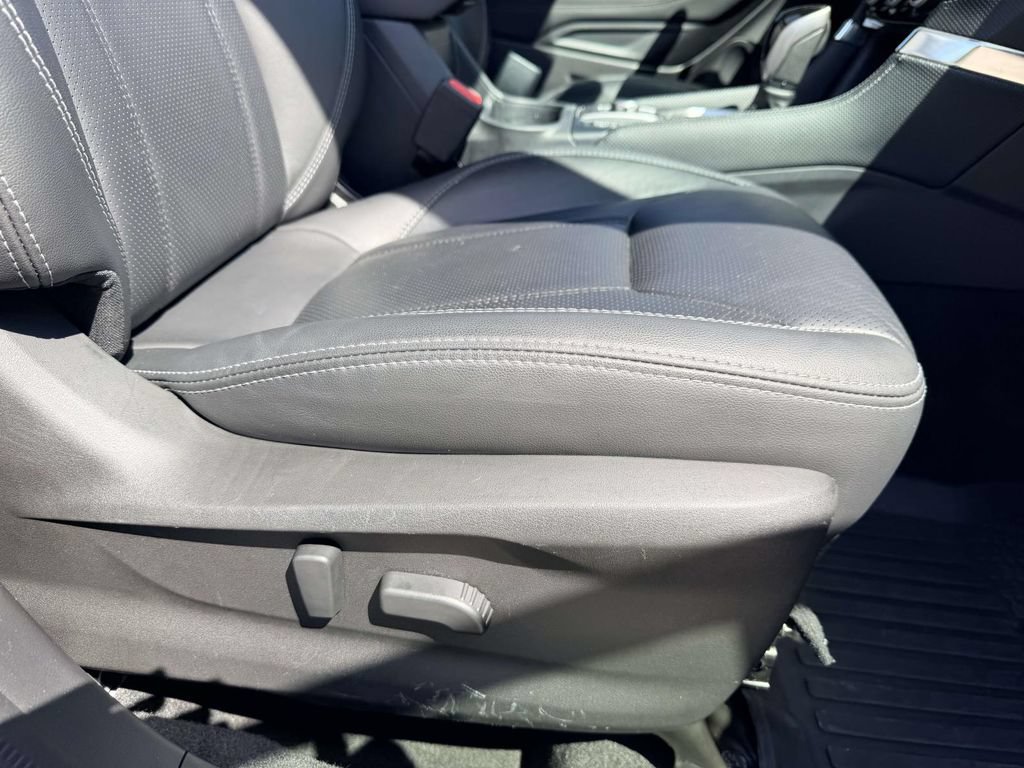 Used 2020 Subaru Forester Touring AWD/4WD image 12