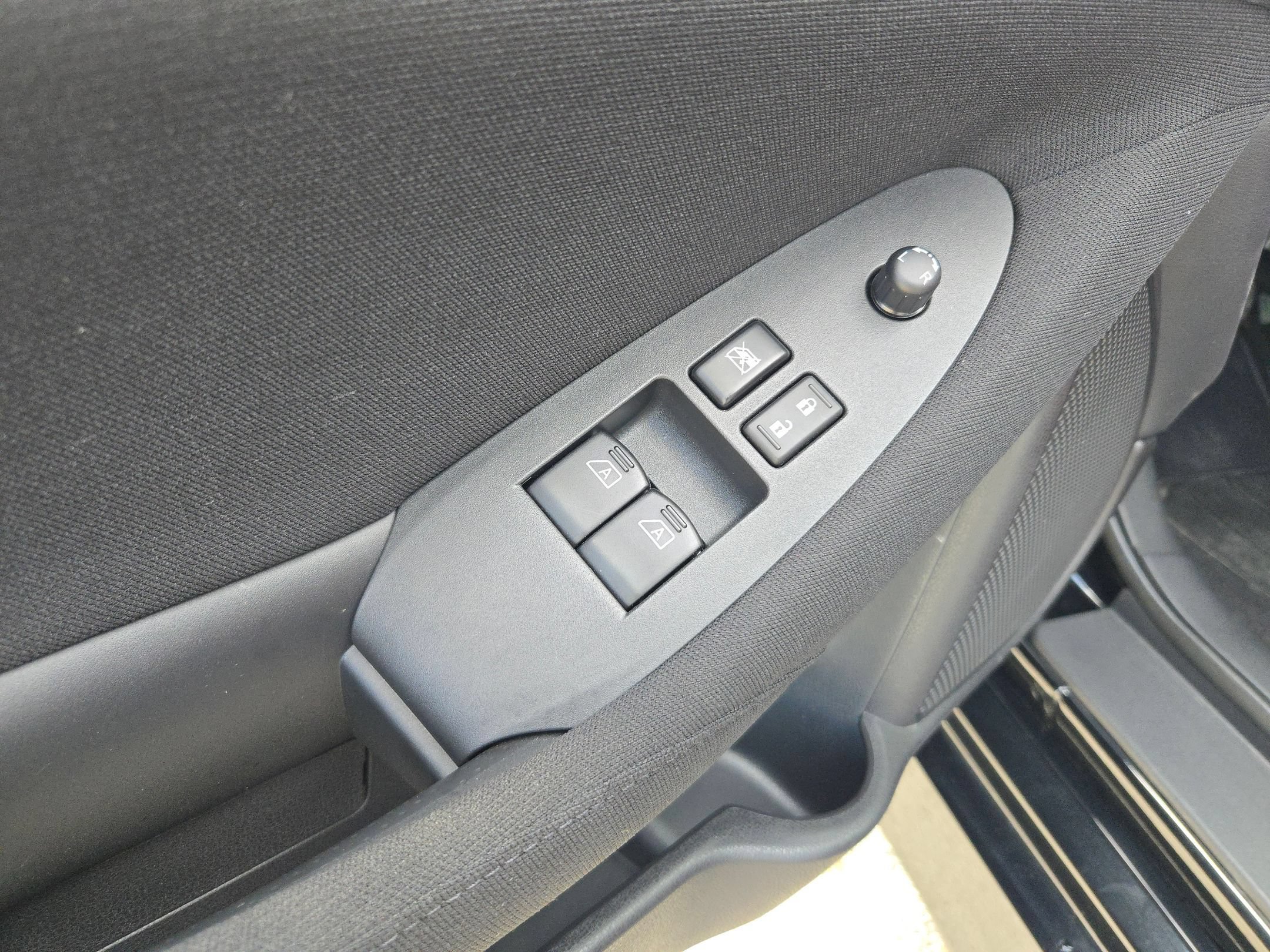 Used 2025 Nissan Z Sport w/ Floor Mat Package RWD image 14