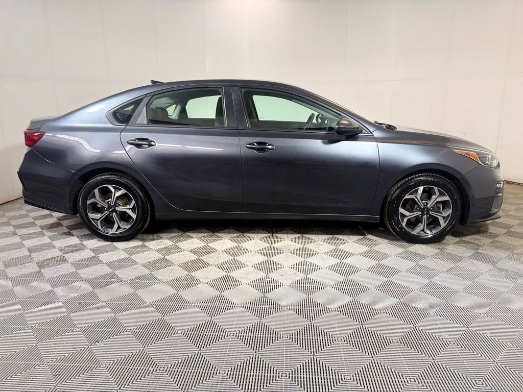 Used 2020 Kia Forte LXS FWD image 8
