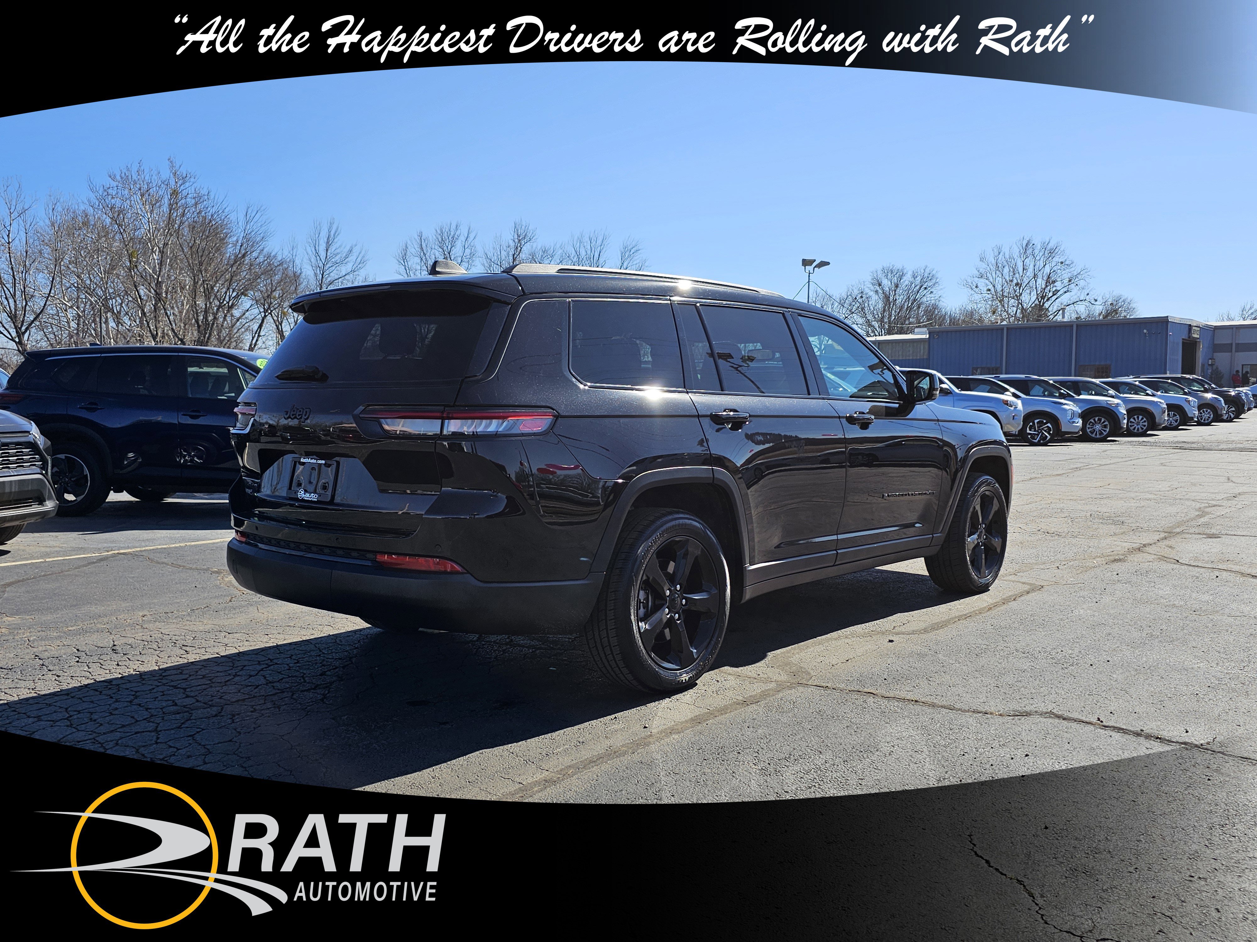 Used 2023 Jeep Grand Cherokee L Laredo AWD/4WD image 6