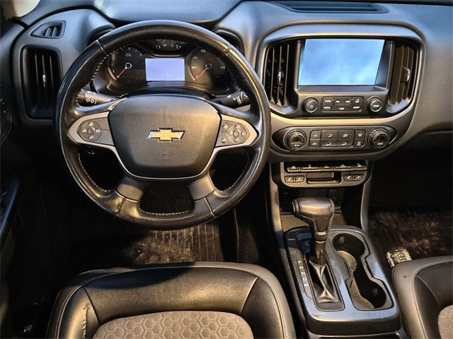 Used 2016 Chevrolet Colorado Z71 w/ Z71 Midnight Edition image 16