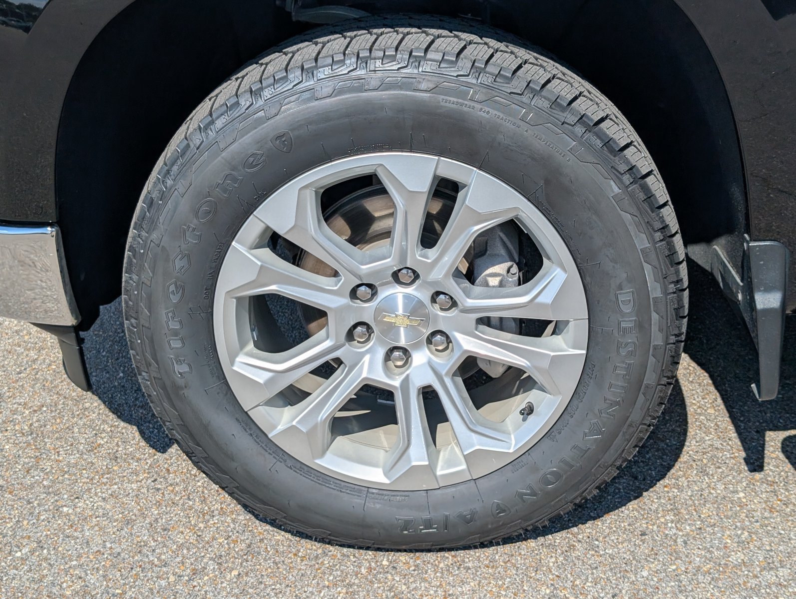 Used 2024 Chevrolet Silverado 1500 LTZ AWD/4WD image 12
