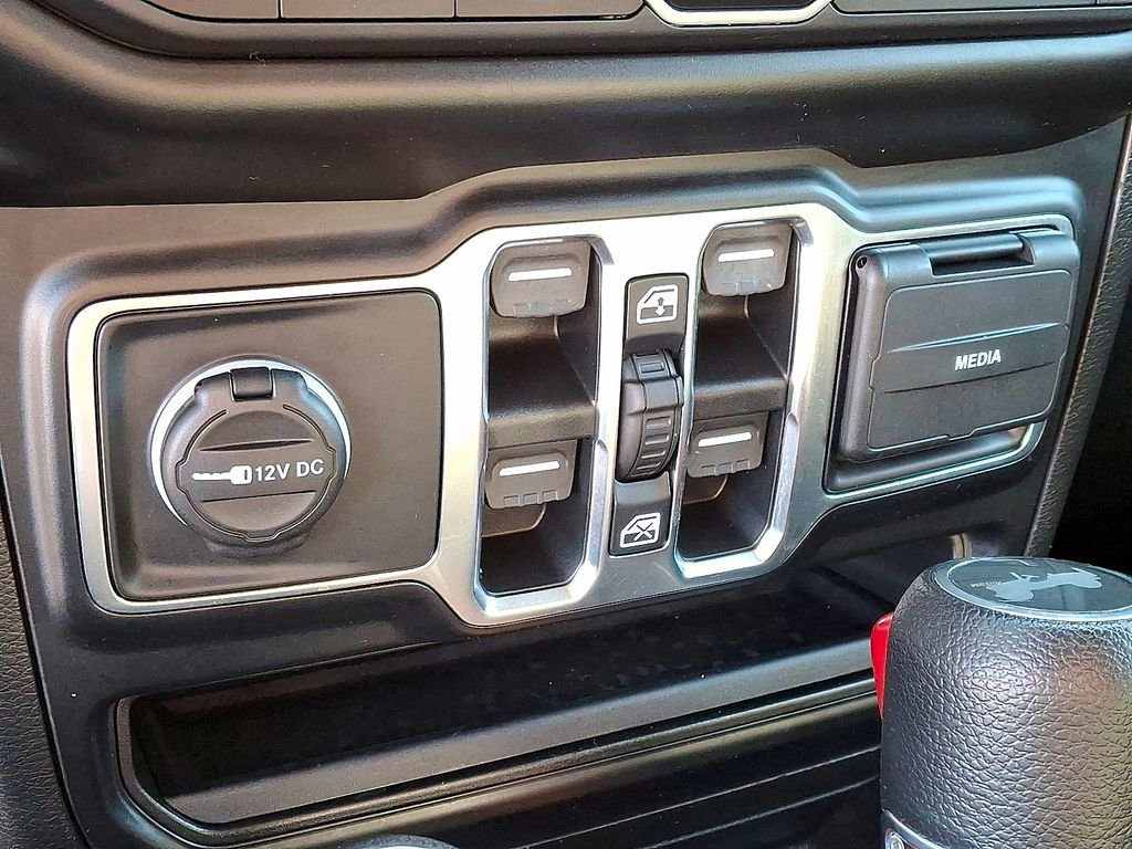 Used 2021 Jeep Wrangler Unlimited Sport image 26