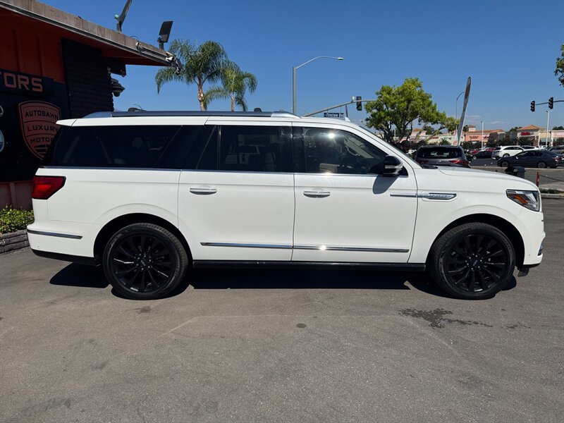 Used 2020 Lincoln Navigator L Reserve w/ Luxury Package AWD/4WD image 21