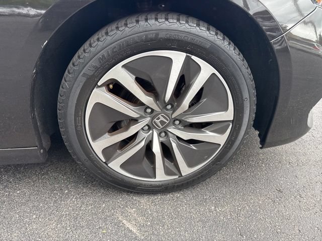 Used 2018 Honda Accord Touring image 22