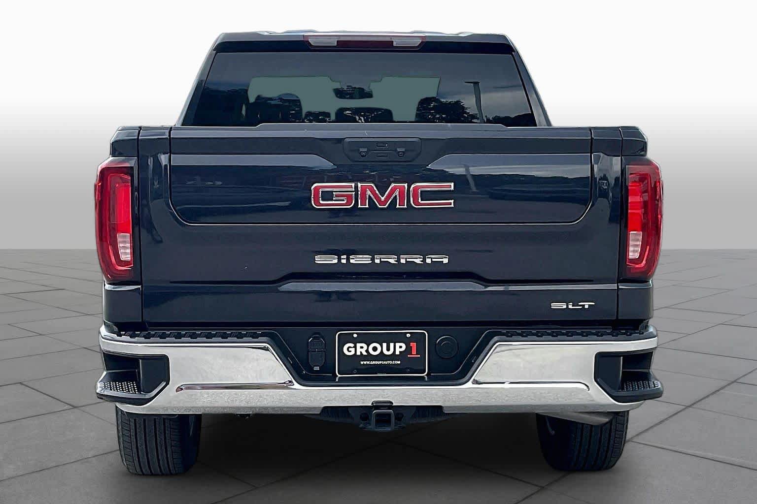 Used 2026 GMC Sierra 1500 SLT RWD image 5