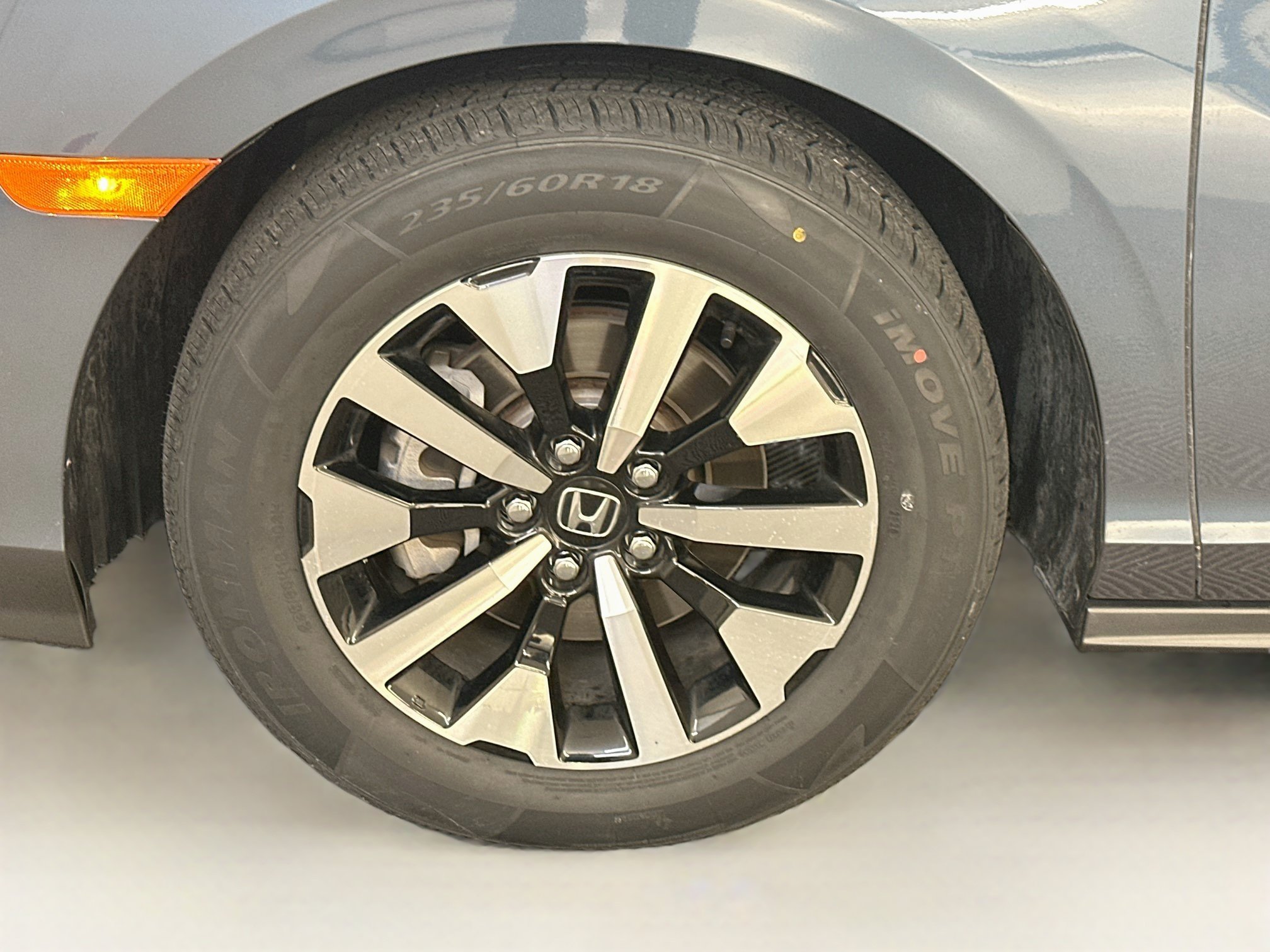 Used 2025 Honda Odyssey EX-L image 37