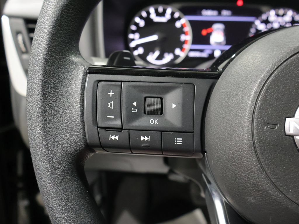 Used 2023 Nissan Rogue SV AWD/4WD image 36