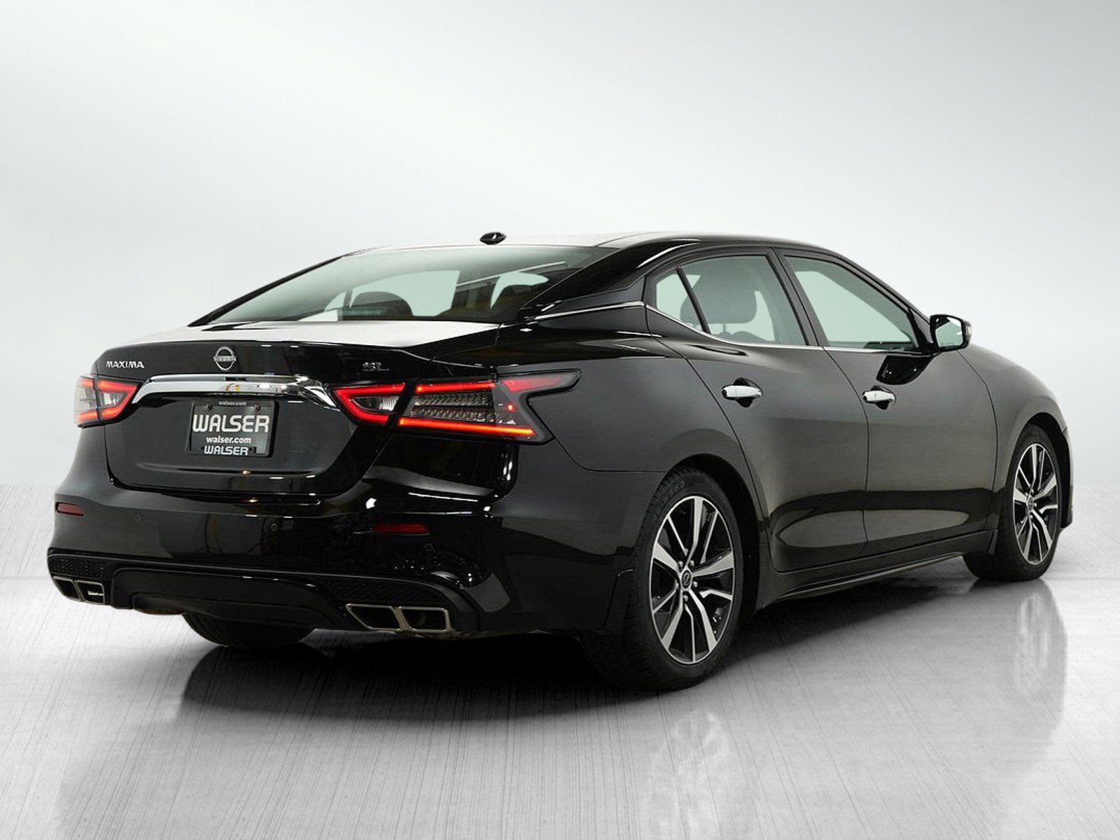 Used 2023 Nissan Maxima SL image 5