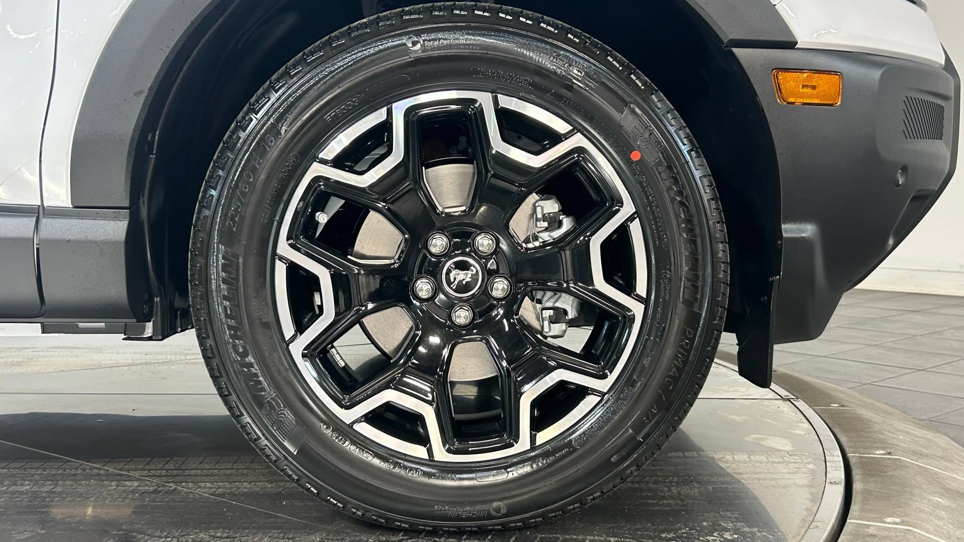New 2026 Ford Bronco Sport Outer Banks w/ Outer Banks Tech Package+ AWD/4WD image 23