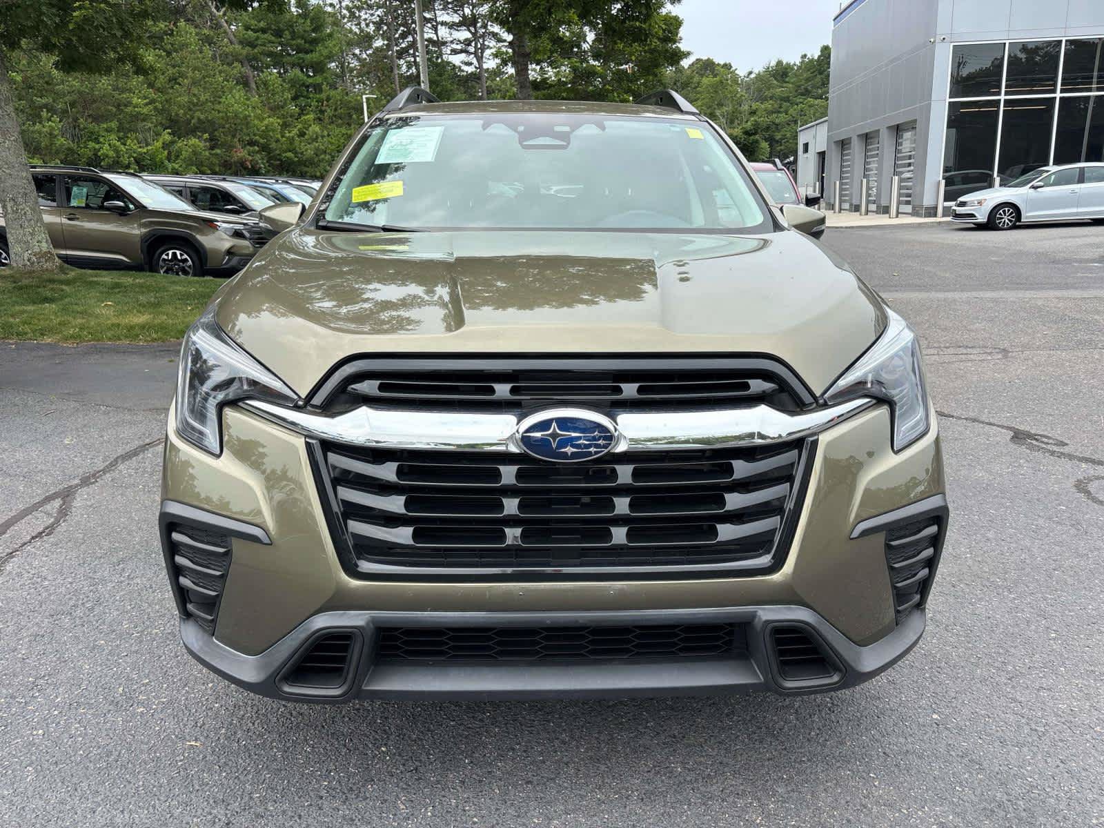 Used 2023 Subaru Ascent Premium w/ Convenience Package AWD/4WD image 8