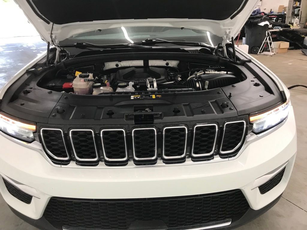 Used 2024 Jeep Grand Cherokee Limited 4xe image 42