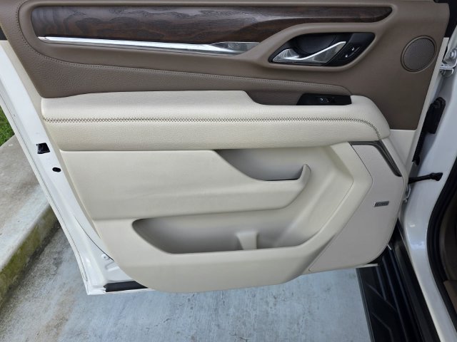 Used 2021 GMC Yukon XL Denali w/ LPO, Illumination Package RWD image 52