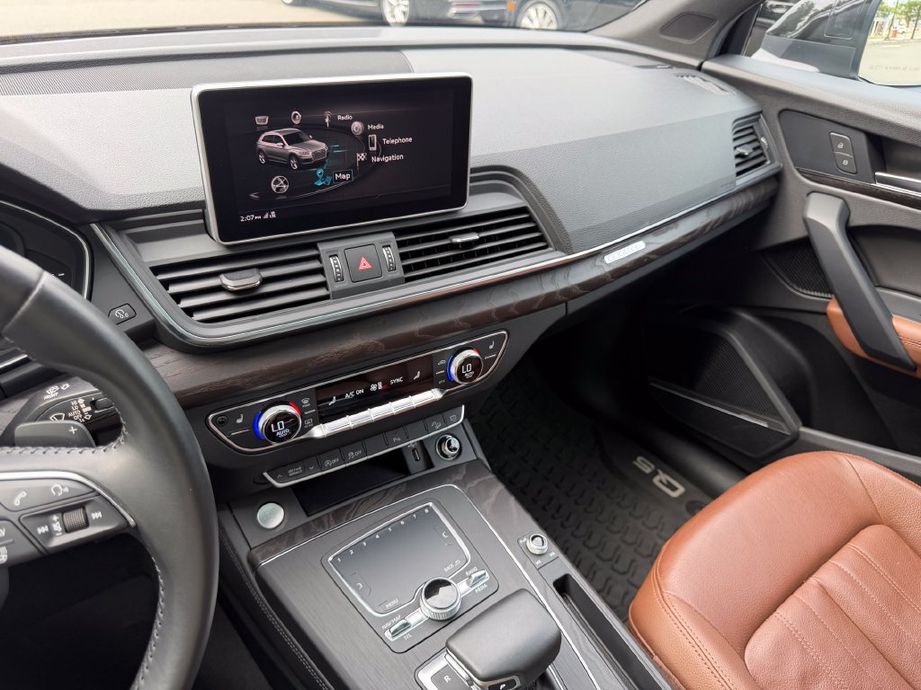 Used 2020 Audi Q5 2.0T Premium Plus AWD/4WD image 18