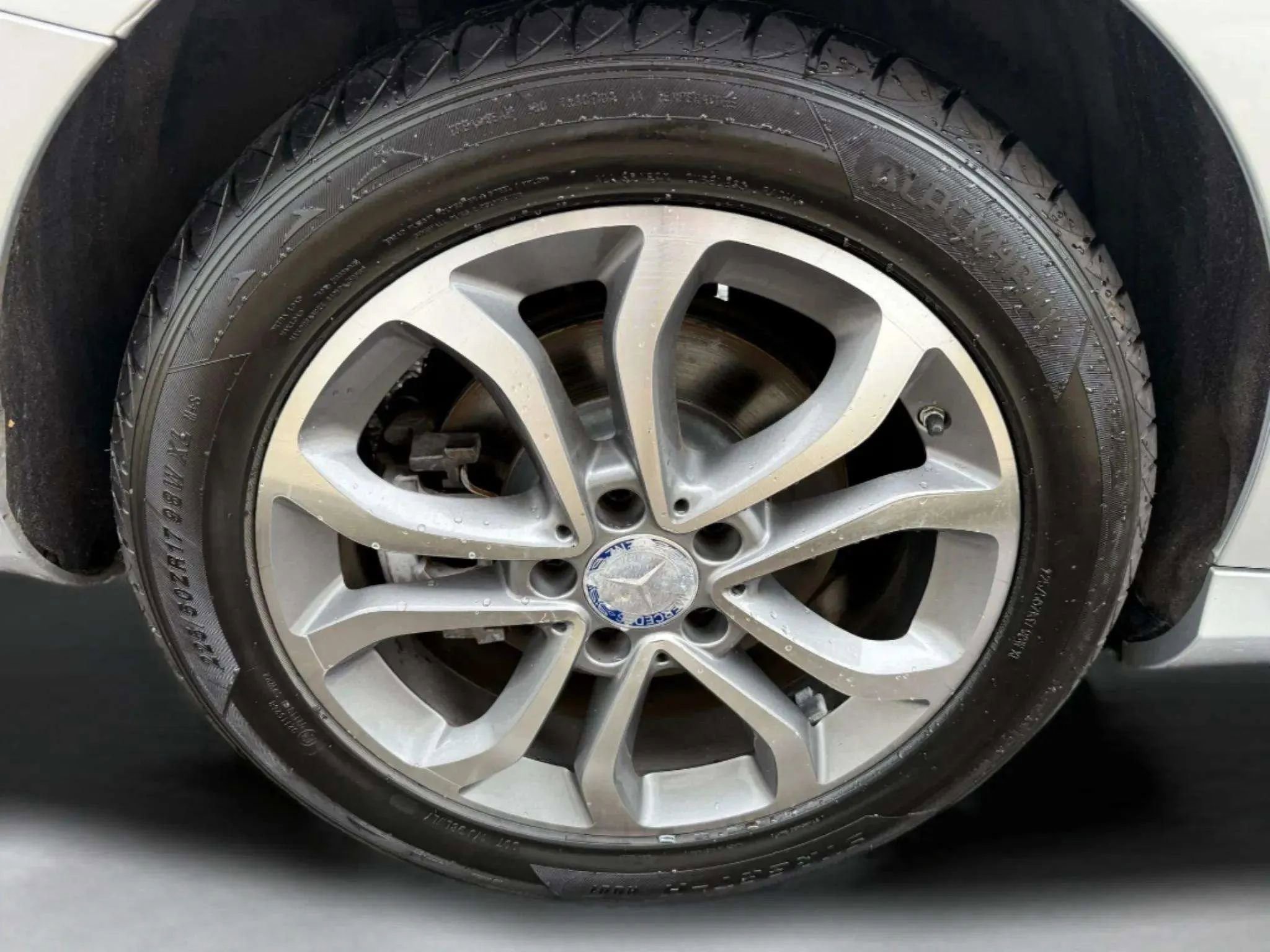 Used 2016 Mercedes-Benz C 300 4MATIC Sedan image 26