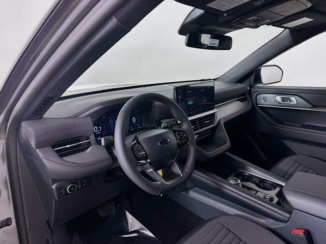 New 2026 Ford Explorer ST-Line w/ ST-Line Street Pack image 9