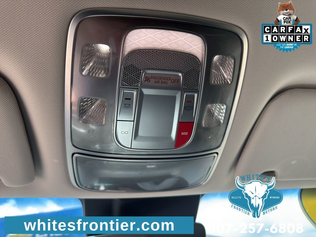 Used 2025 Genesis GV70 2.5T AWD/4WD image 16