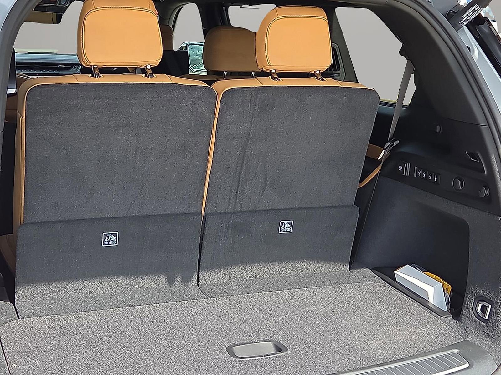 New 2026 Jeep Grand Cherokee L Summit image 8