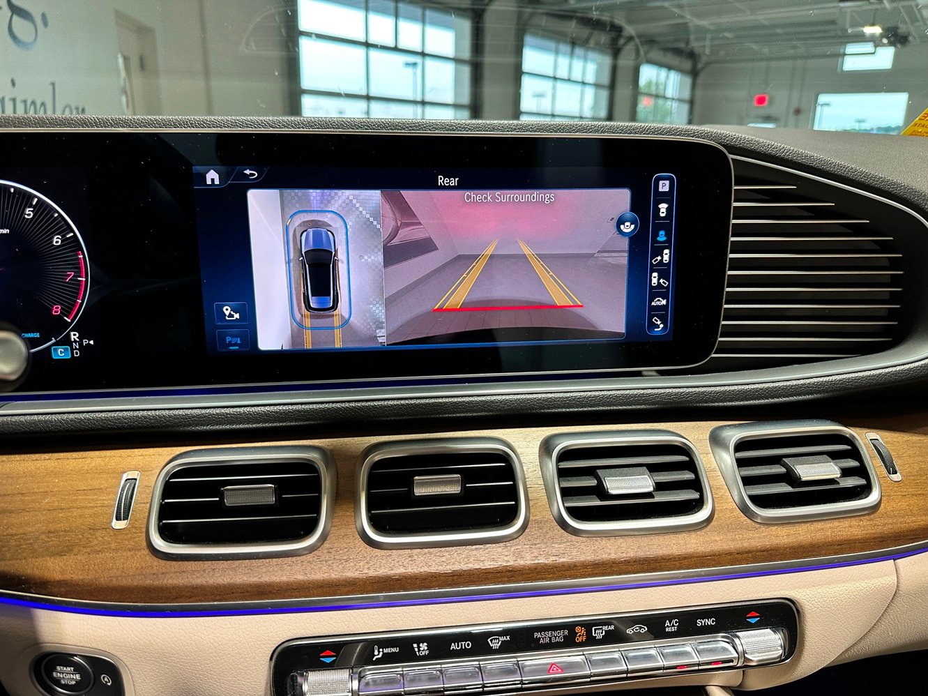 Certified 2024 Mercedes-Benz GLE 350 4MATIC image 10