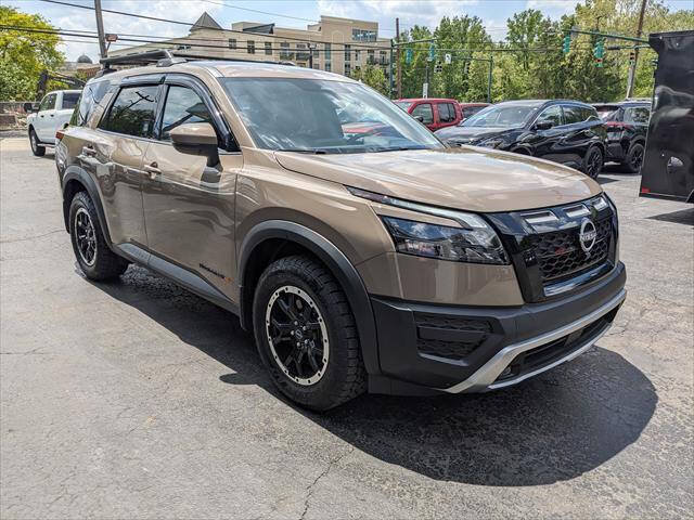 Used 2024 Nissan Pathfinder Rock Creek AWD/4WD image 6