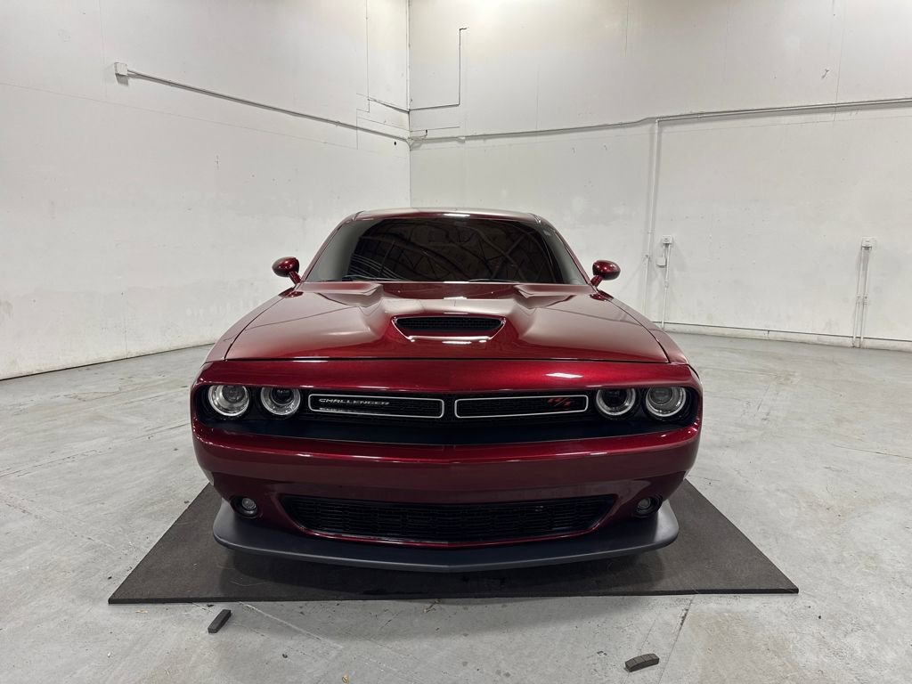 Used 2019 Dodge Challenger R/T image 2