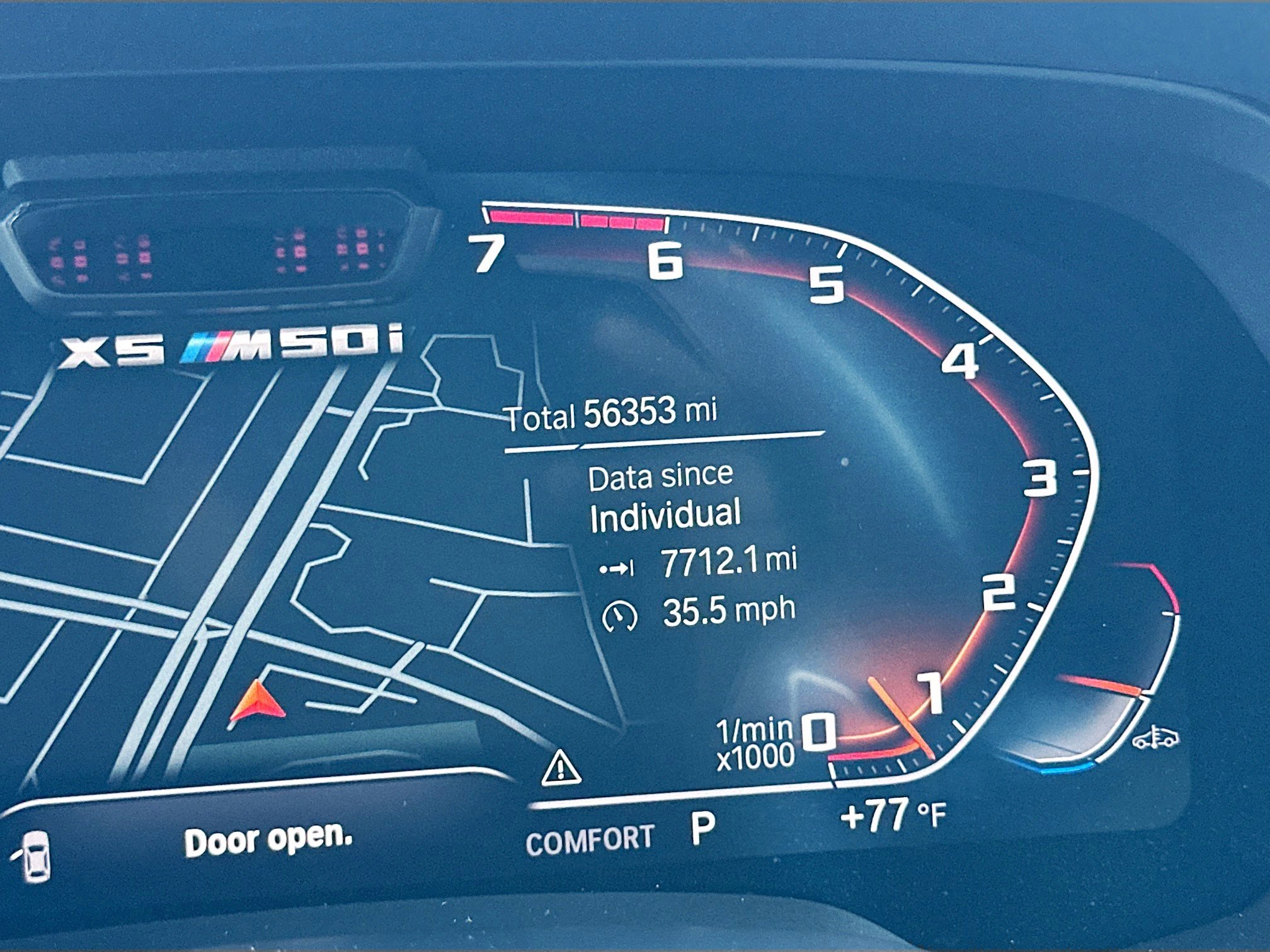 Used 2022 BMW X5 M50i image 12