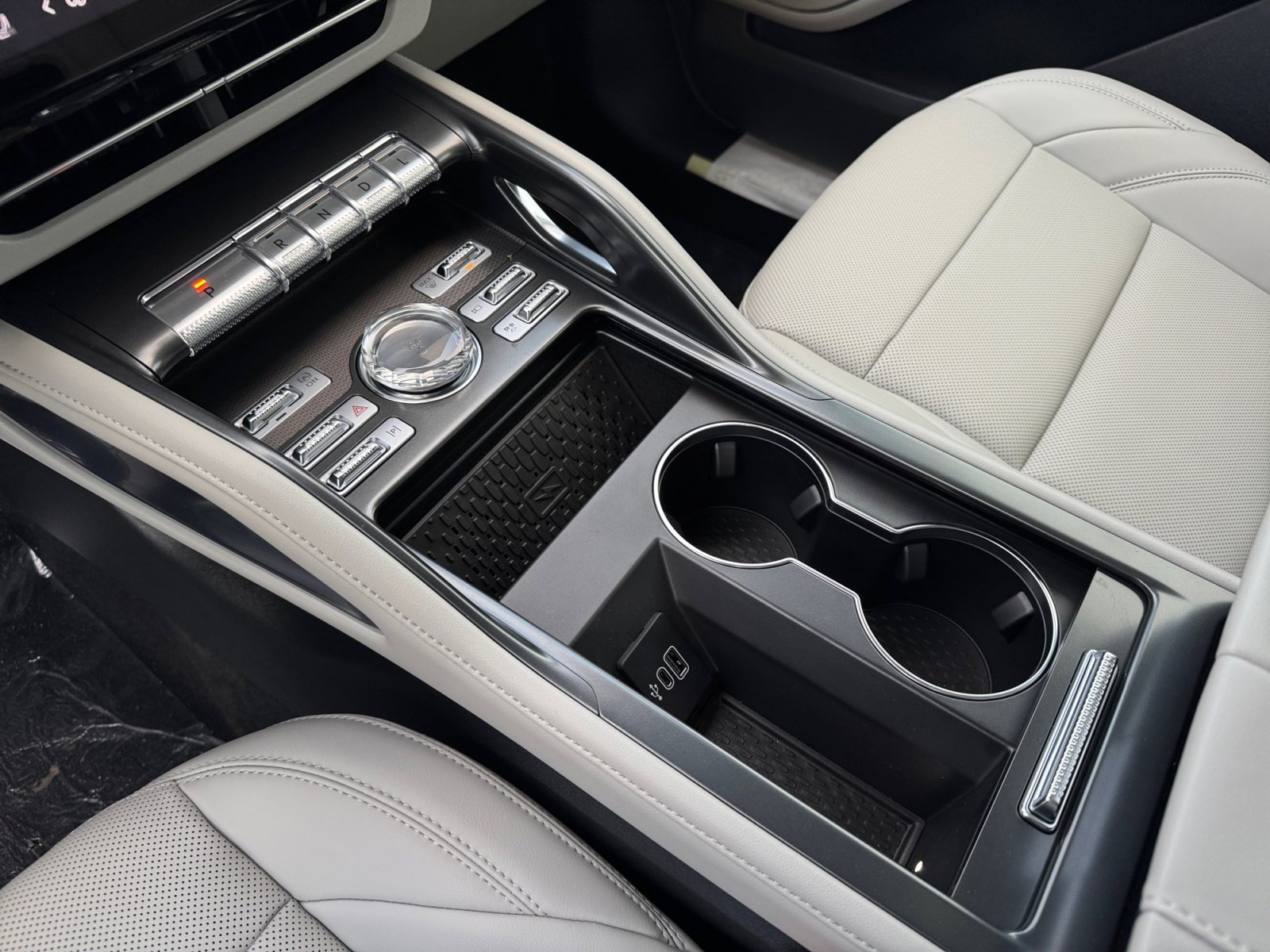 New 2026 Lincoln Nautilus Premier w/ Equipment Group 102A image 14