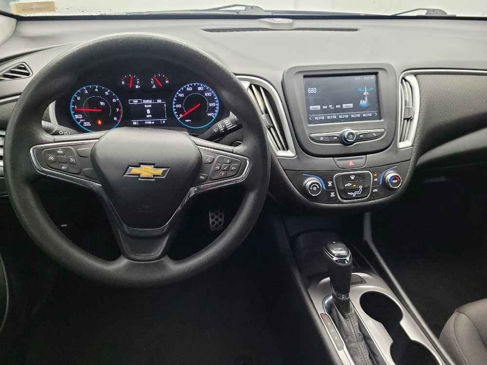 Used 2017 Chevrolet Malibu LS image 22