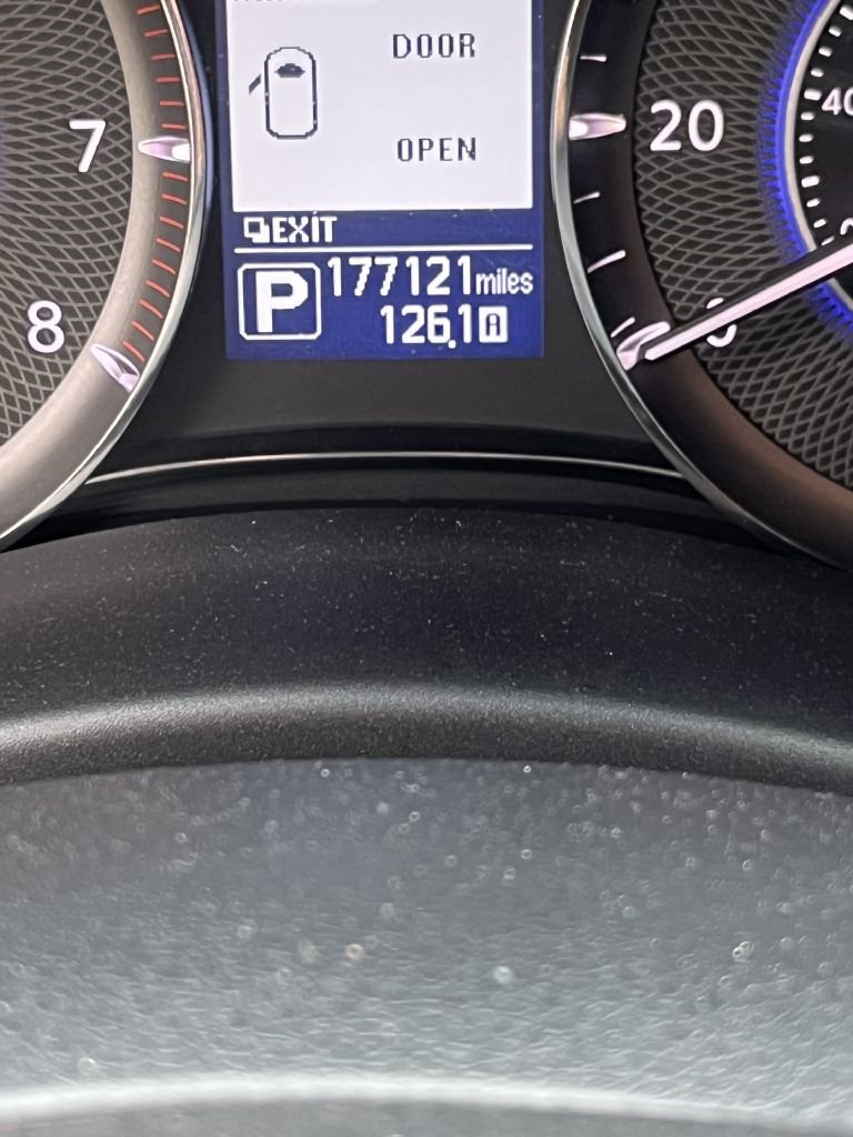Used 2015 INFINITI QX80 4WD w/ Deluxe Technology Package image 9