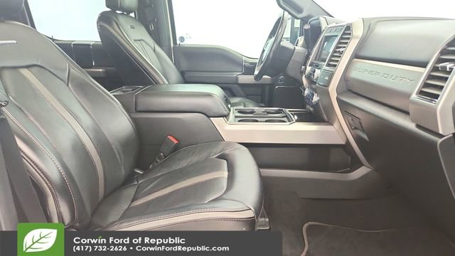 Used 2021 Ford F250 Platinum w/ FX4 Off-Road Package AWD/4WD image 26