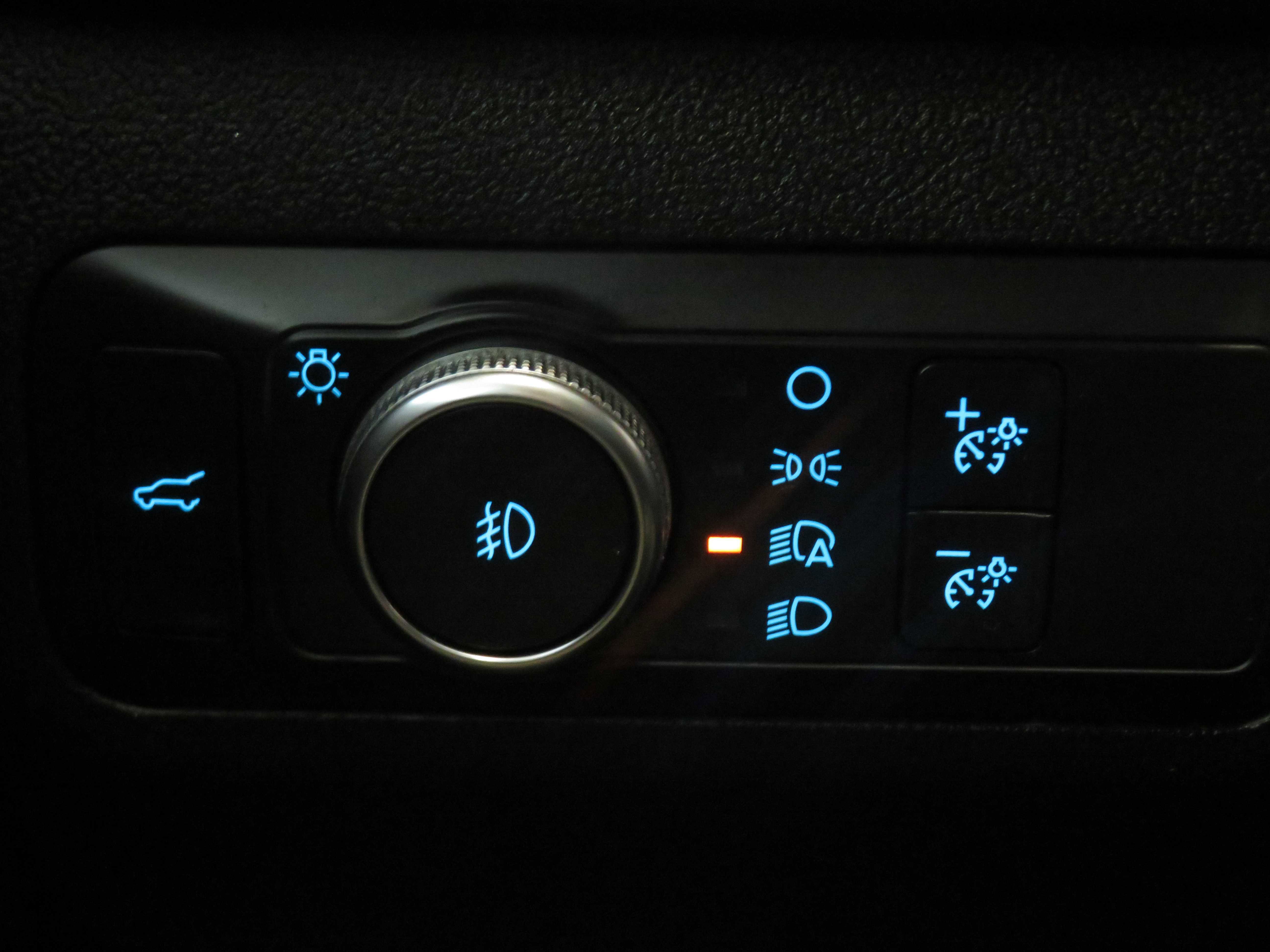 Used 2020 Ford Escape SEL image 33