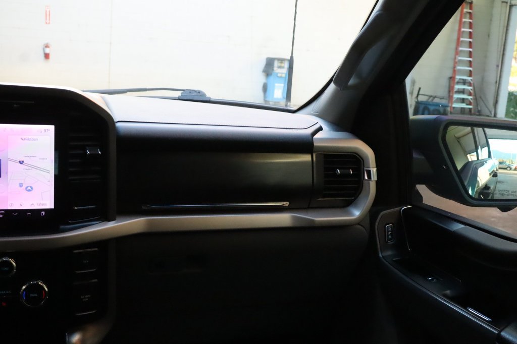 Used 2023 Ford F150 Lightning XLT AWD/4WD image 30