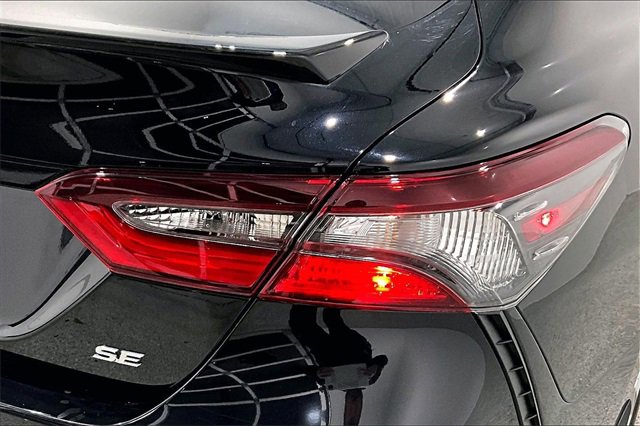 Used 2024 Toyota Camry SE image 24