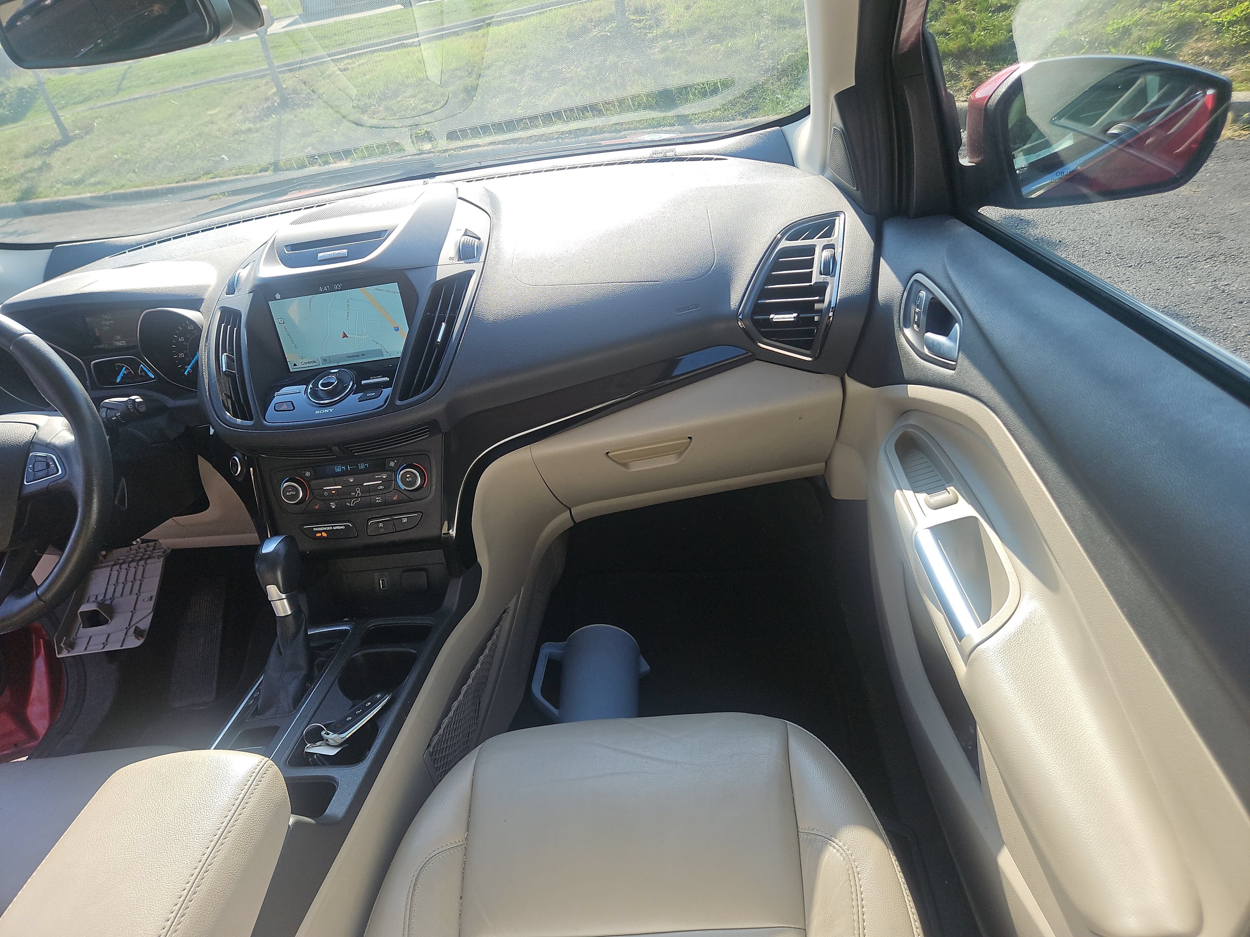 Used 2017 Ford Escape Titanium FWD image 22