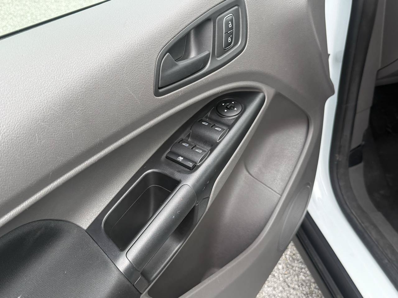 Used 2022 Ford Transit Connect XL FWD image 17