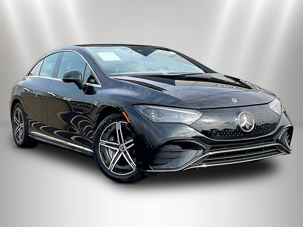 Used 2023 Mercedes-Benz EQE 350+ 4MATIC Sedan image 3