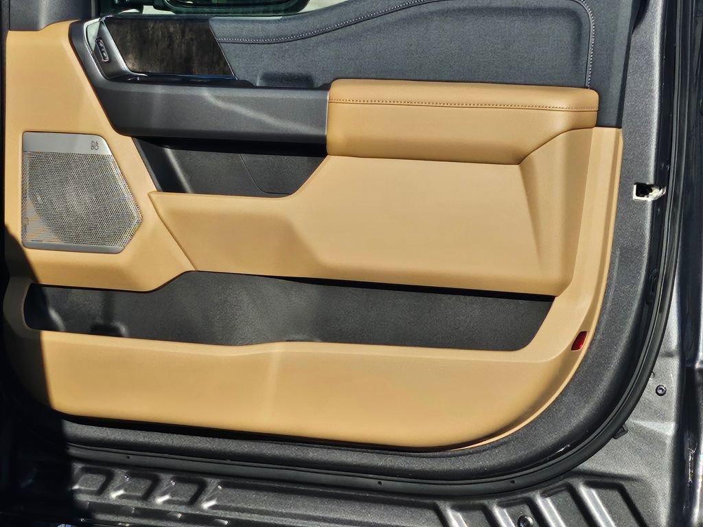 New 2026 Ford F250 Lariat w/ Lariat Premium Package image 34