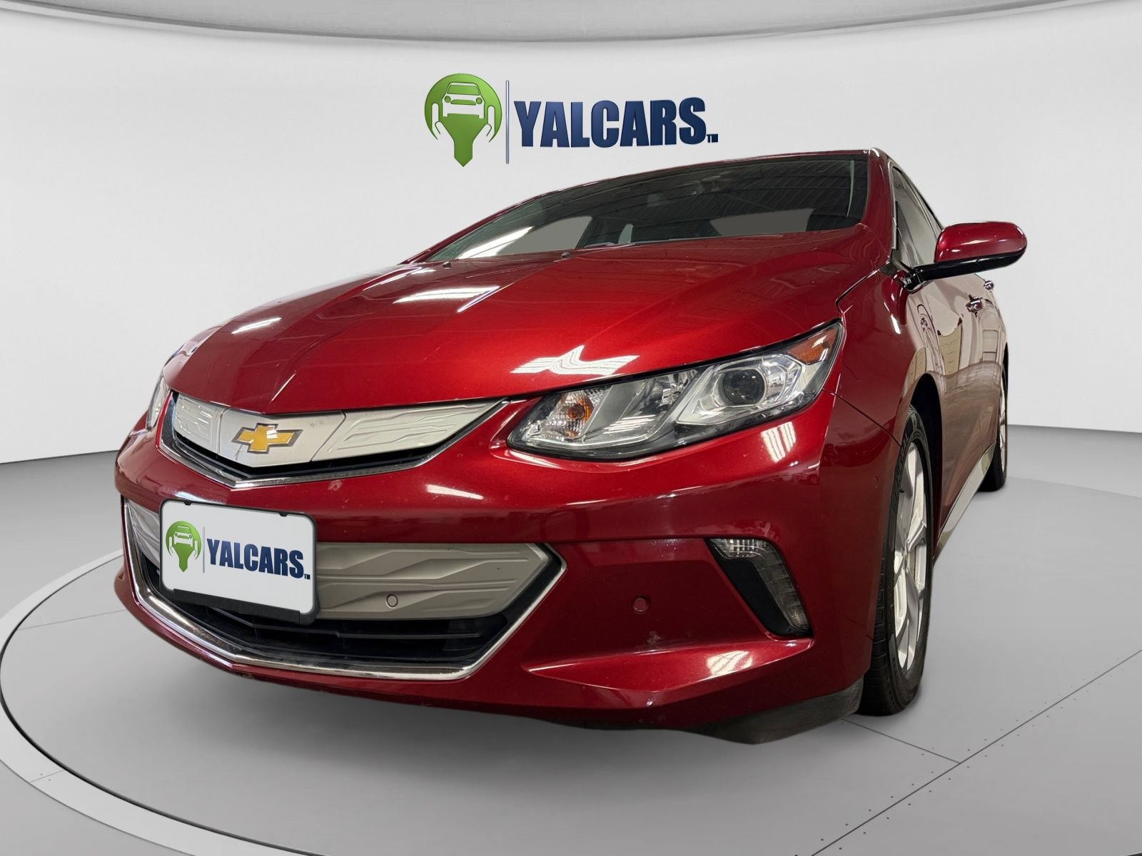 Used 2018 Chevrolet Volt Premier w/ Driver Confidence Package FWD image 9