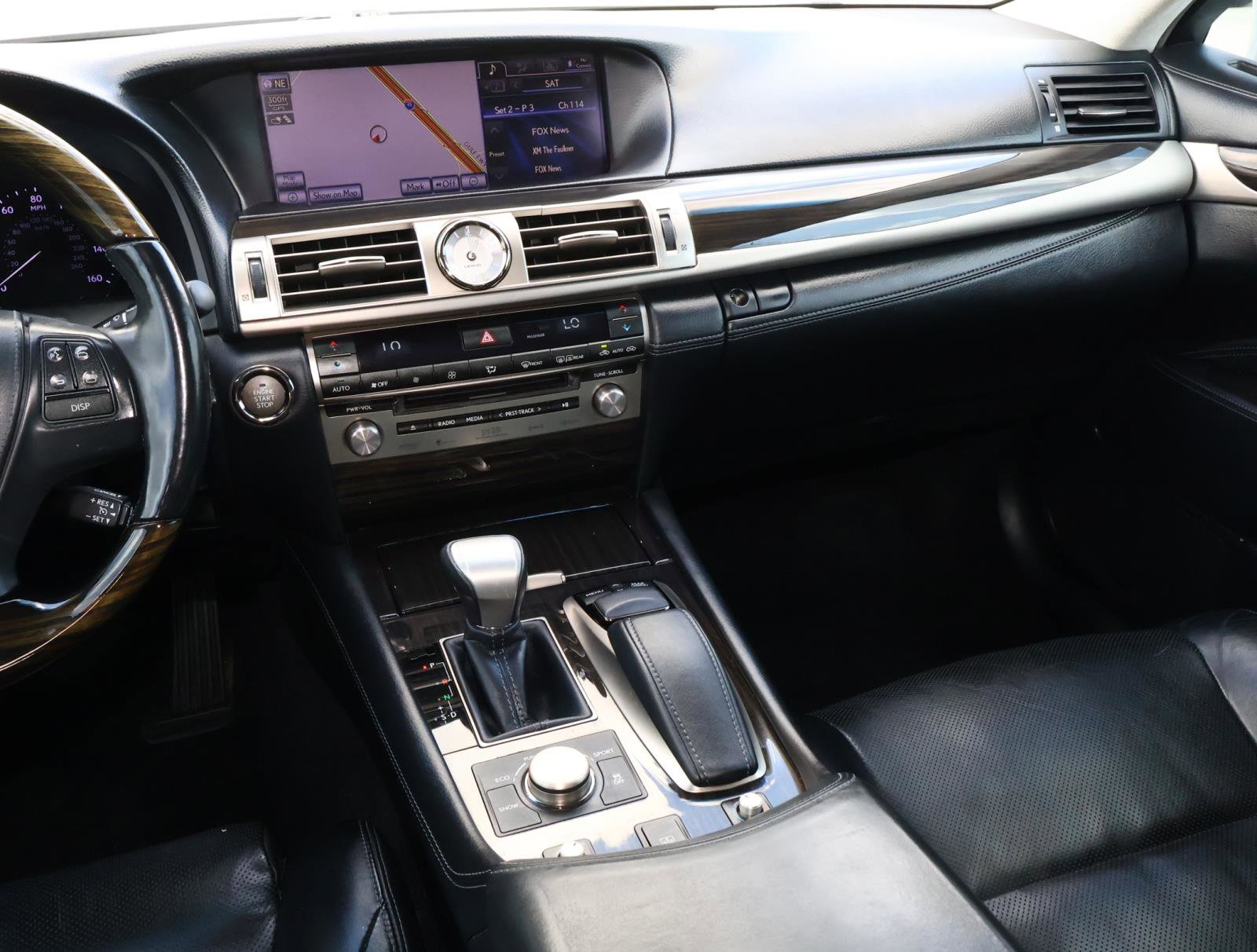 Used 2013 Lexus LS 460 L w/ Preferred Accessory Package image 11