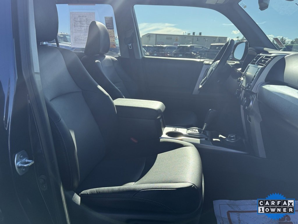Used 2021 Toyota 4Runner SR5 Premium image 16