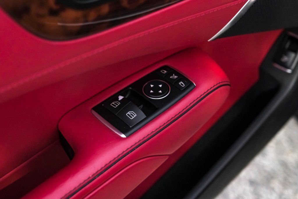 Used 2016 Mercedes-Benz SL 550 image 43