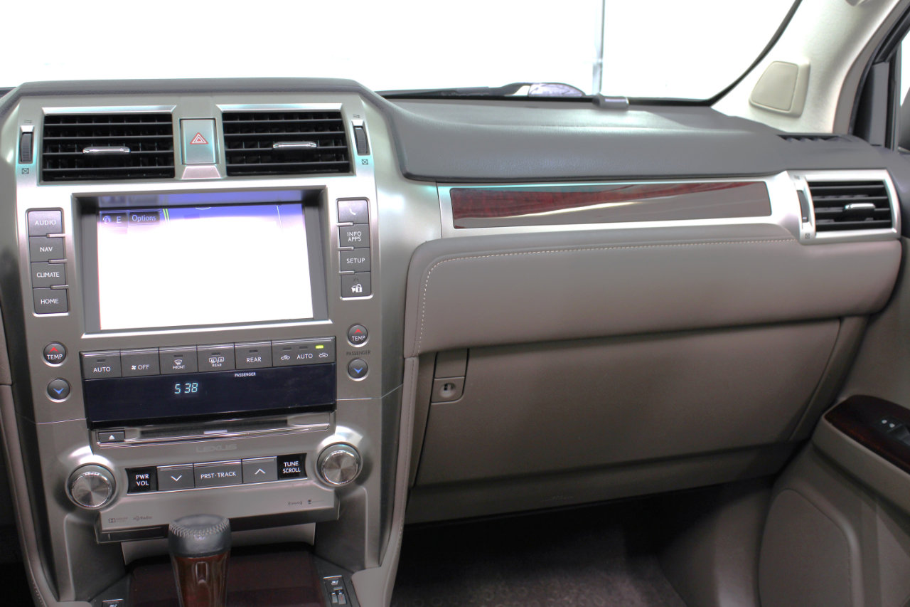 Used 2017 Lexus GX 460 Premium image 57