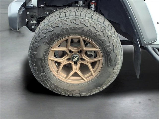 Used 2021 Jeep Gladiator Mojave w/ Cold Weather Group image 24