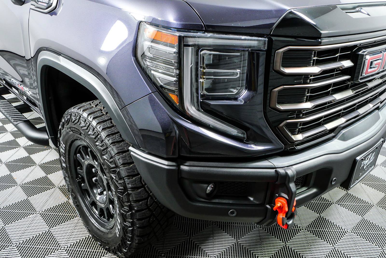 Certified 2024 GMC Sierra 1500 AT4X w/ AT4X AEV Edition AWD/4WD image 35