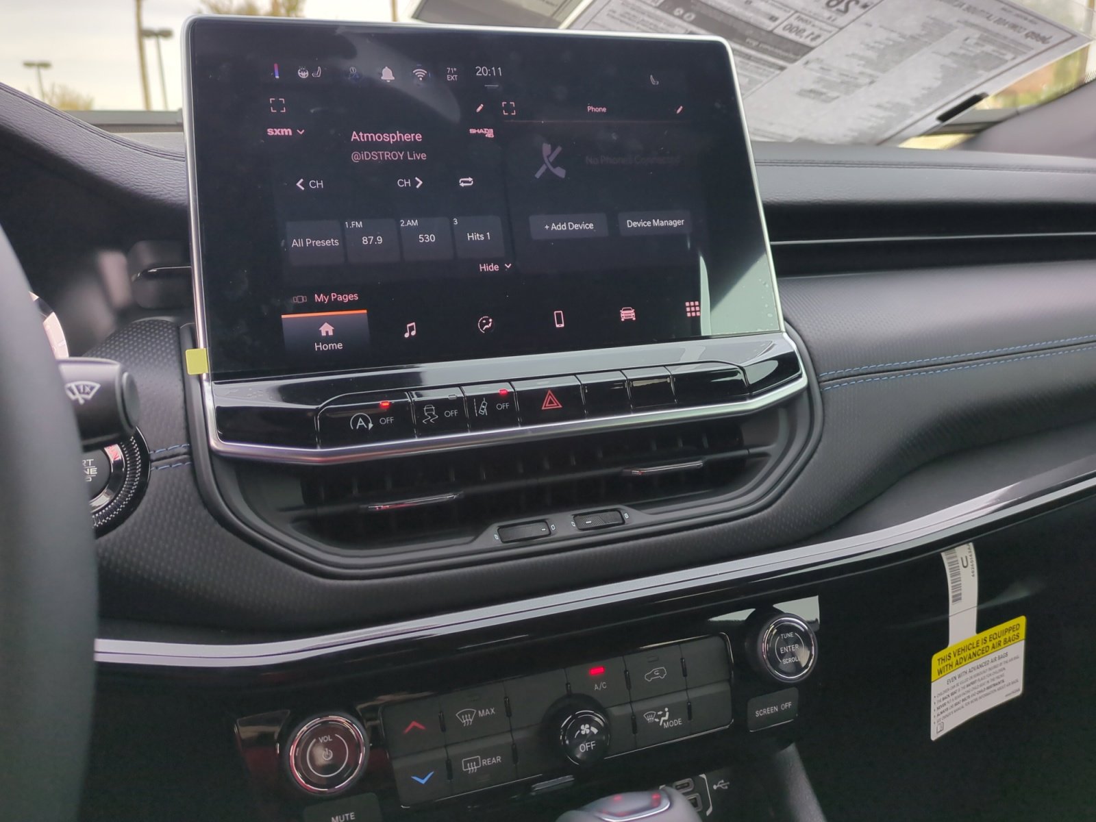 New 2026 Jeep Compass Latitude image 12