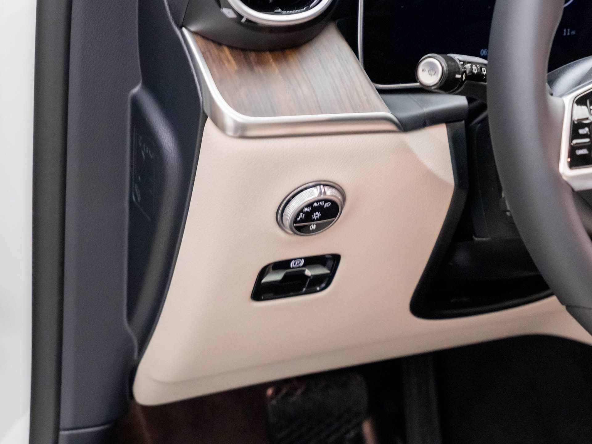 New 2026 Mercedes-Benz GLC 300 4MATIC image 21
