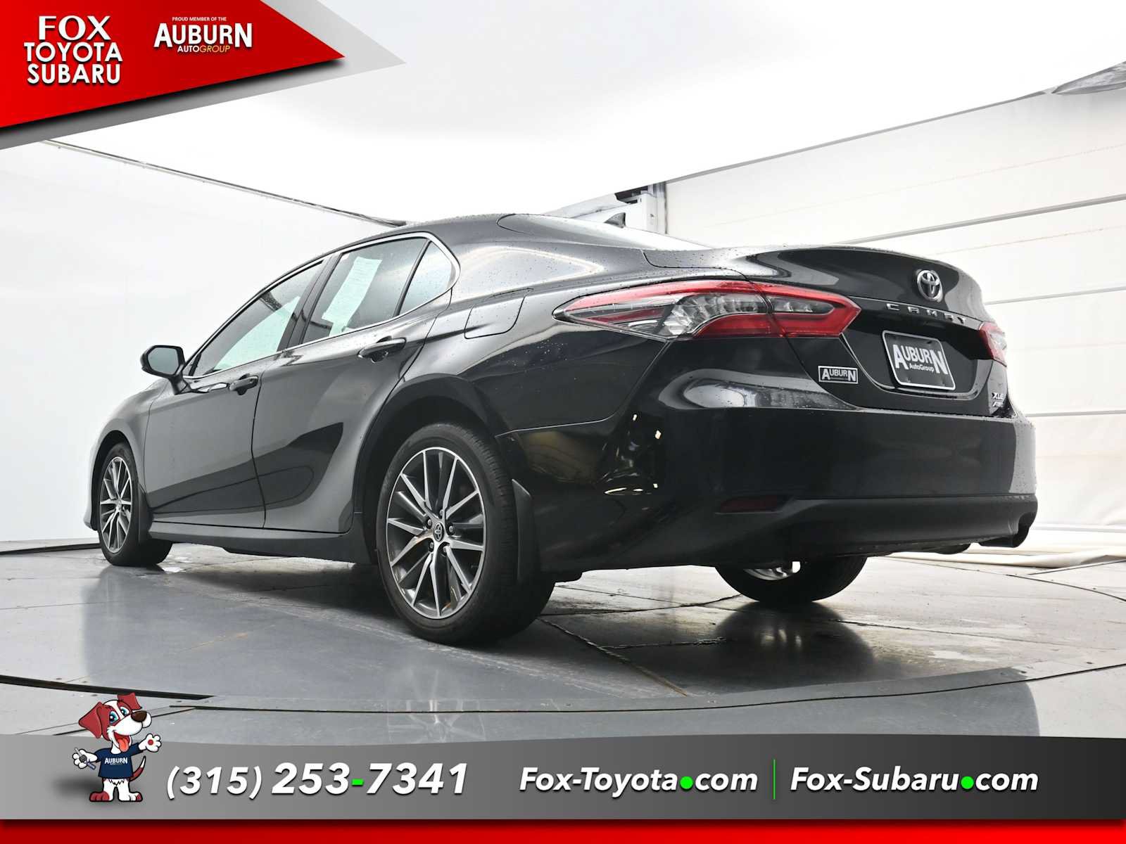 Used 2023 Toyota Camry XLE AWD/4WD image 19