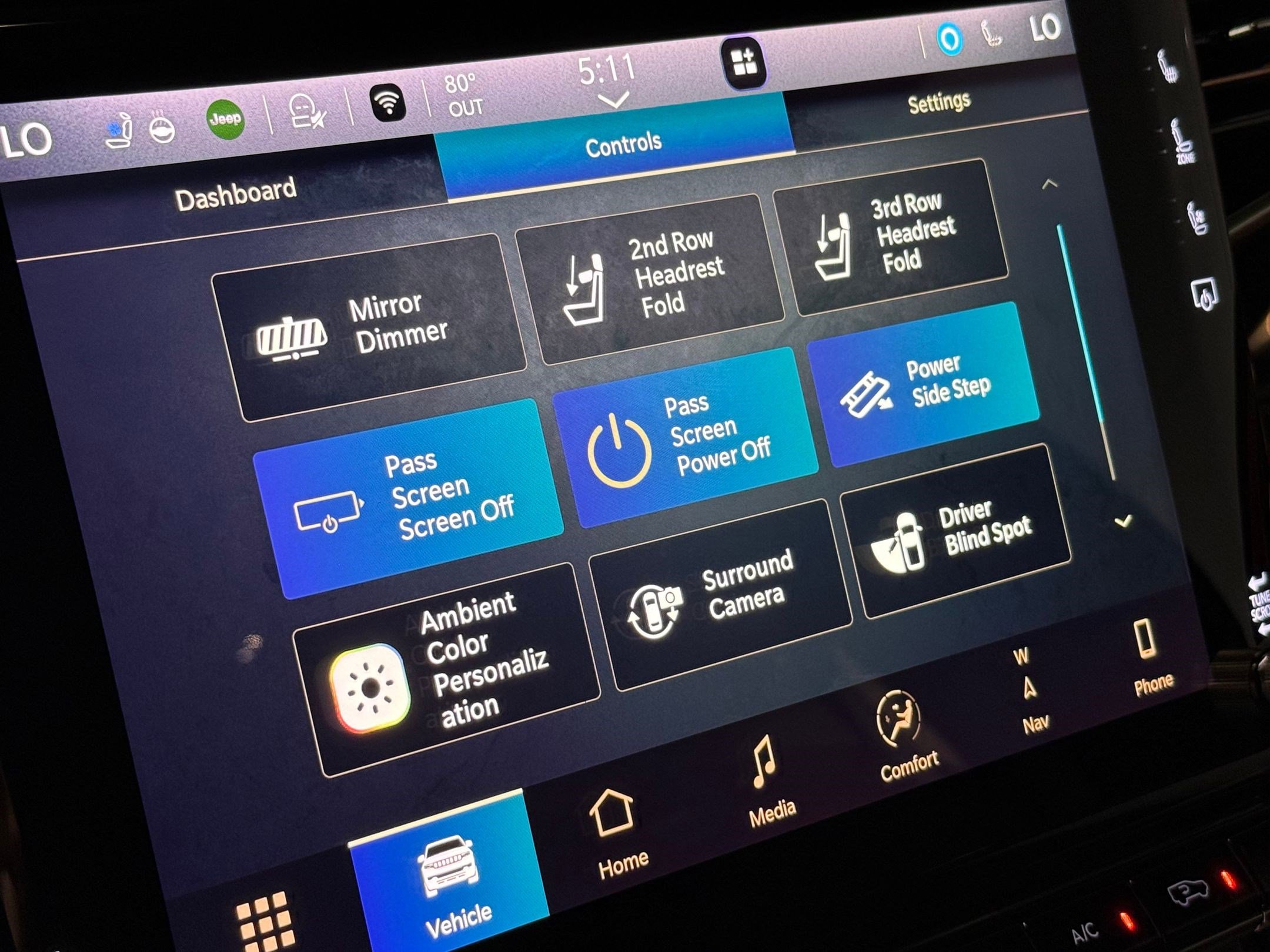 Used 2024 Jeep Grand Wagoneer Series III w/ HD Trailer Tow Package image 29